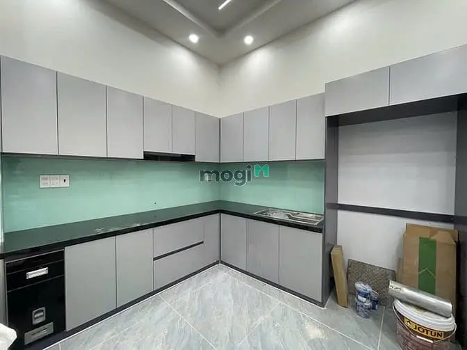 Nhà 1 Trệt 2 Lầu Hẻm 146 Đường Lã Xuân Oai, Tăng Nhơn Phú A