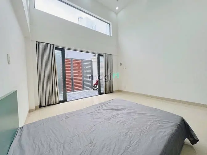 Căn Hộ Ngay Mặt Tiền Tầng Trệt, Mới 100%_ Full Nội Thất, Phú Nhuận