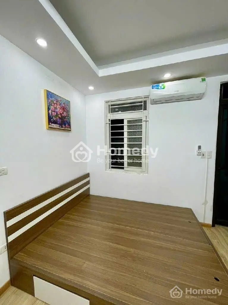 Khương Đình Nhỉnh 2 Tỷ -2 Ngủ - Full Nội Thất - Phôi Sổ Riêng - Ngõ Rộng 3M , Gần Phố