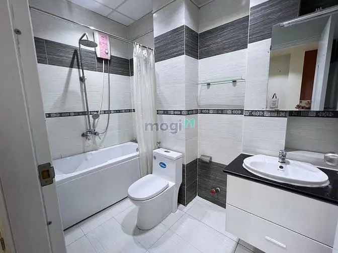 Cho Thuê Căn Hộ Bên Nguyễn Ngọc Phương, P.19, Q.bình Thạnh_ Có Bồn Tắm