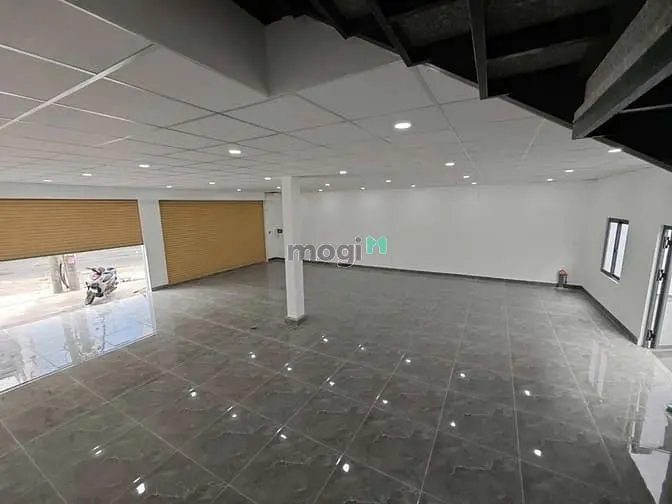 Cho Thuê Nhà Góc 2 Mt 2 Tầng Trống Suốt Hà Huy Giáp, P.thạnh Lộc, Dtsd