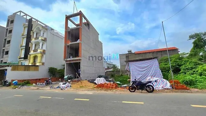 Bán Đất Mặt Tiền Võ Văn Hát , Long Trường ,Q9 - Dt: 92M2 Giá 7 Tỷ