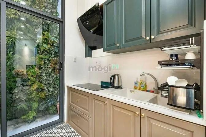 Nhà Quận 1, Doanh Thu 80 Tr/Th, Hẻm 8M, Gần Thảo Cầm Viên, 4Tầng, 30M2