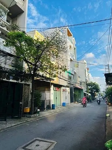 Nhàđẹp Hẻm Nhựa Thông Xe Hơi 7M Khuôn Việt Dt 4X15M 3 Tầng St Giá 7.9T