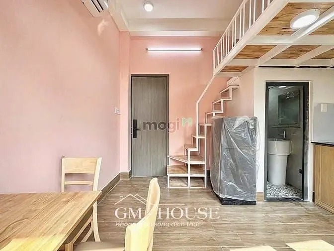 Cho Thuê Căn Hộ Có Gác, Ban Công, Full Nội Thất, Thang Máy, Bình Thạnh