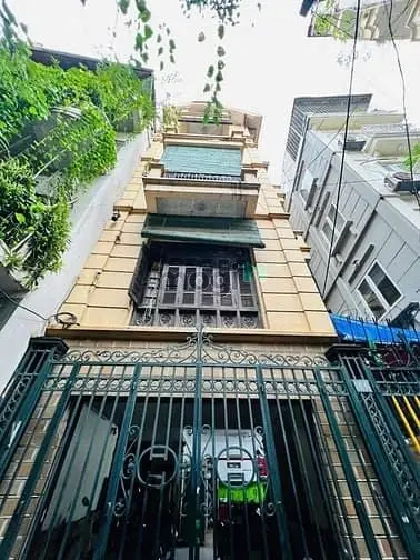 Đê La Thành – Dôngd Đa – Ô Tô Tránh – 79 M2 – 5 T – Mt 7 M – Giá 20.8