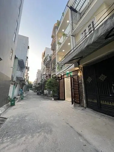 Nhà Đẹp Hẻm Nhựa Thông 8M Lũy Bán Bích| Dt 4X20M 3 Tầng St | Giá 9.2T