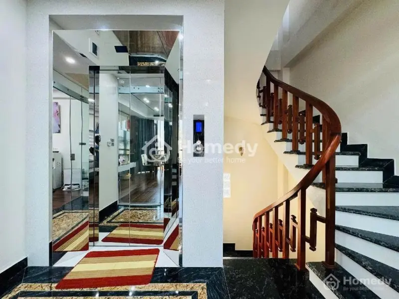 Duy Nhất 1 Căn, Bán Nhà Văn Cao, Ô Tô Tránh, Thang Máy, 65M Chỉ 26 Tỷ