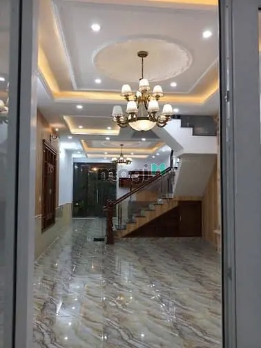 Bán Nhà Rộng Đẹp 10 Phòng (5,4X22) 656/74 Quang Trung P11 Gò Vấp