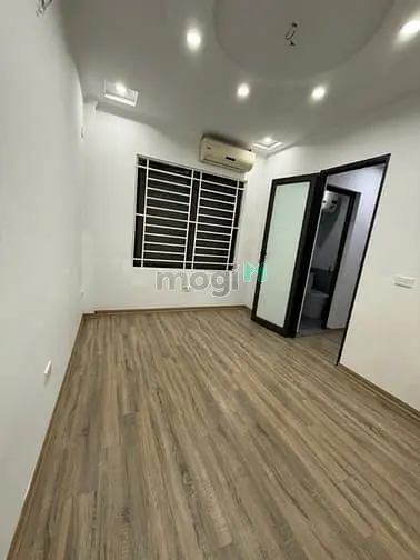 Bán Nhà Đầu Ngõ 559 Kim Ngưu, Giá 5.2 Tỷ, 22M2X5T, Ở Luôn