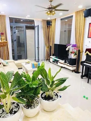 Nhà Đẹp Lê Văn Sỹ Quận 3 - Tặng Nội Thất Cao Cấp