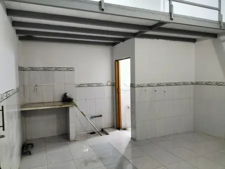 Phòng Trọ Mới, Toilet Riêng, Cách Ngã Tư Ga 1,5 Km