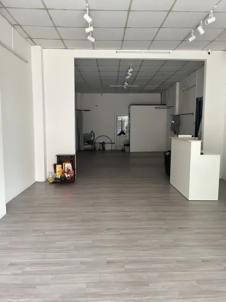 Cho Thuê Mặt Bằng Đường Đỗ Quang