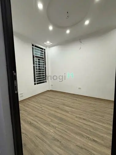 Bán Nhà Đầu Ngõ 559 Kim Ngưu, Giá 5.2 Tỷ, 22M2X5T, Ở Luôn