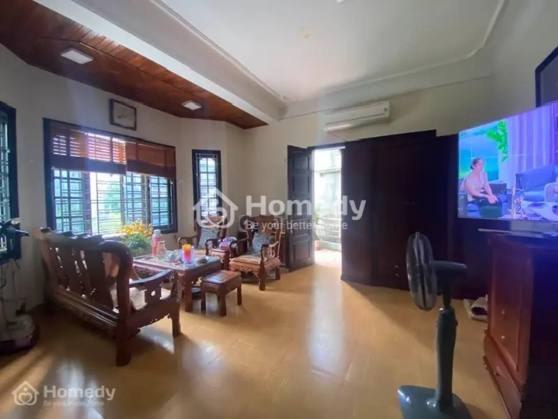 Biệt Thự Hoàng Quốc Việt, Phân Lô Ô Tô Tránh, 50M Ra Phố. Dt 143M2, 4 Tầng, Mt 12.5M. Giá 31.5 Tỷ