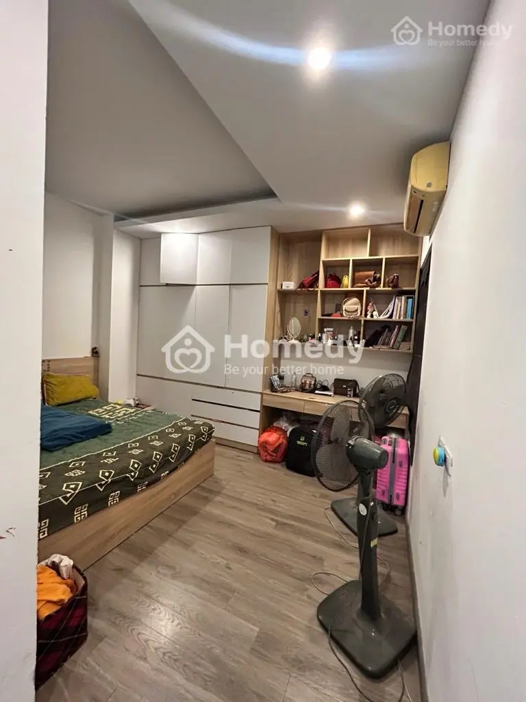 Chính Chủ Bán Căn Hộ Chung Cư 74M2 Hướng Ban Công Đông Nam Thoáng Mát