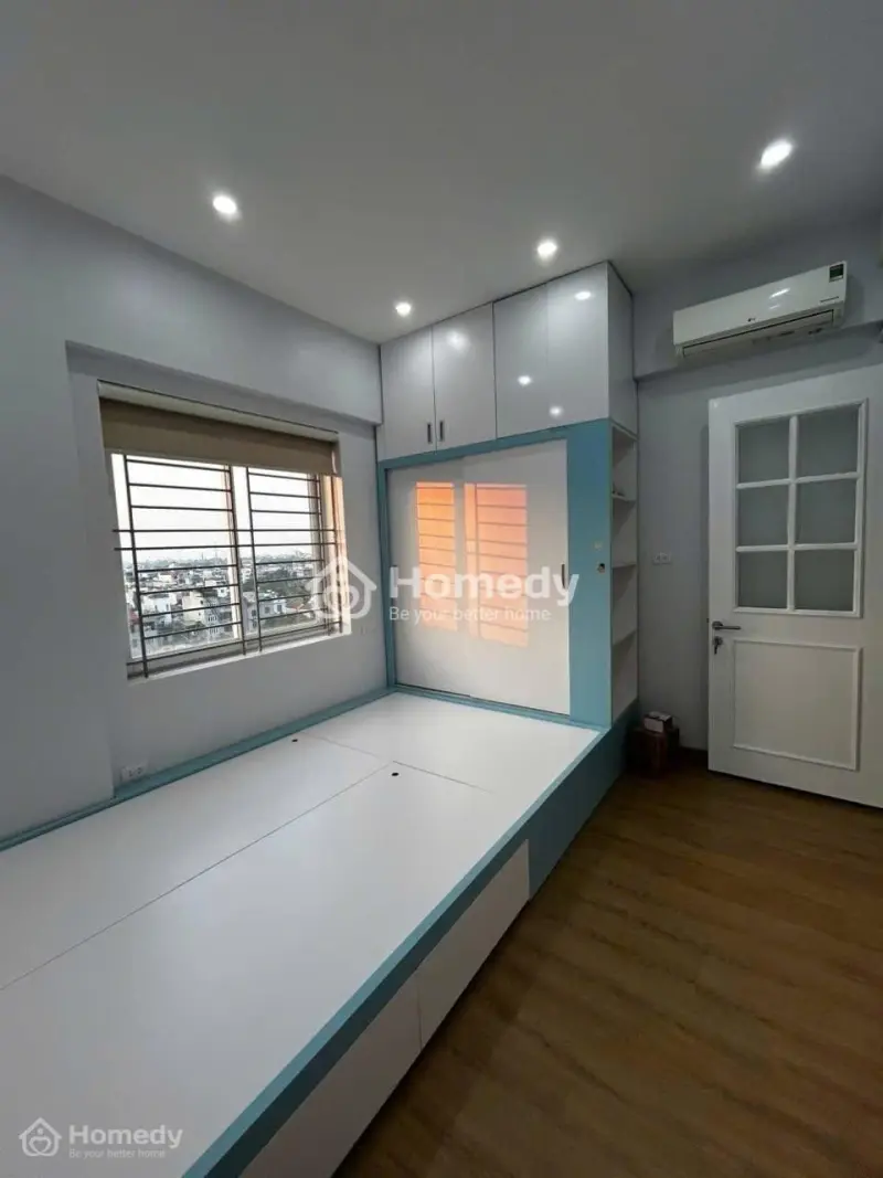 Bán Căn Hộ Kđt Việt Hưng. Dt: 76M², 02 Phòng Ngủ. Giá: 4.55 Tỷ.