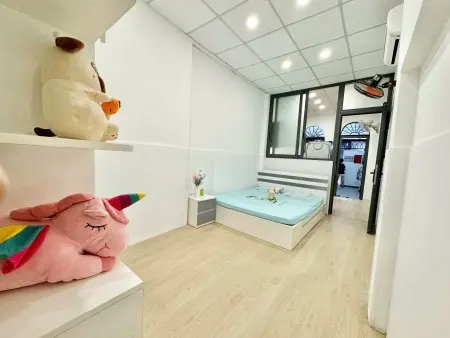 1 Phòng Ngủ Full Nội Thất Bình Thạnh Gần Hàng Xanh