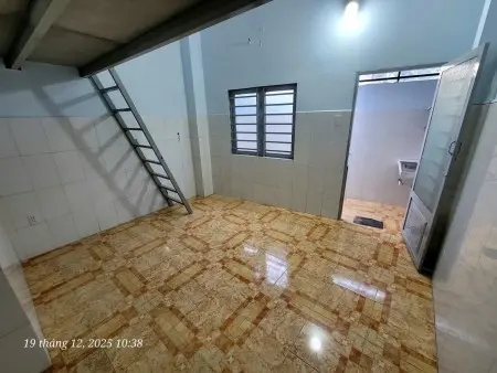 Phòng Trọ 28M2 Đường 13 Gần Cầu Vượt Linh Xuân