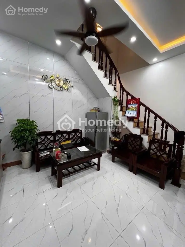 Hơn 6Tỷ-Nhà Đẹp Ở Luôn-Phố Minh Khai-26M2 X 5Tầng-Ngõ Ôtô-Gần Đường-Hàng Xóm Timecity