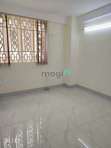 Q3- Trần Quang Diệu- 64M2- Sát Mặt Tiền - Ngang Gần 5M Dt 20Tr/Th