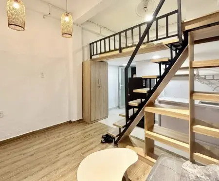 Duplex Cao Cấp Ban Công Giá 5Tr4 Ngay Sân Bay