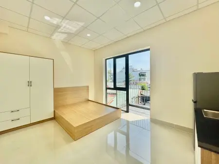 Căn Hộ Mới Keng Có Ban Công Hướng Đông, Full Nội Thất Mới, 138 Nguyễn Trãi, Phường 2, Quận 5