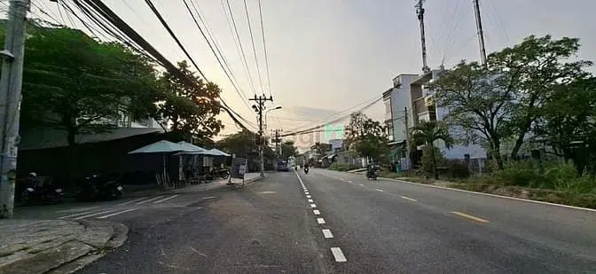 Cho Thuê Nhà Nguyên Căn Mặt Tiền Đường 9 Tam Đa, 3Pn - 73.7M2