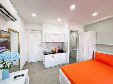 Phòng Ban Công Giá Tốt Ngay Chợ Bàu Sen Q5