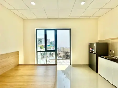 Căn Hộ Ban Công Full Tiện Nghi Ngay Đh Sư Phạm, Hồ Thị Kỷ
