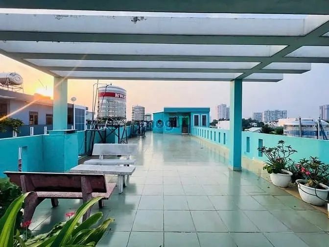 Chủ Định Cư Mỹ – Bán Căn Hộ Dịch Vụ 4 Tầng, Hiện Thu 90 Triệu/Tháng