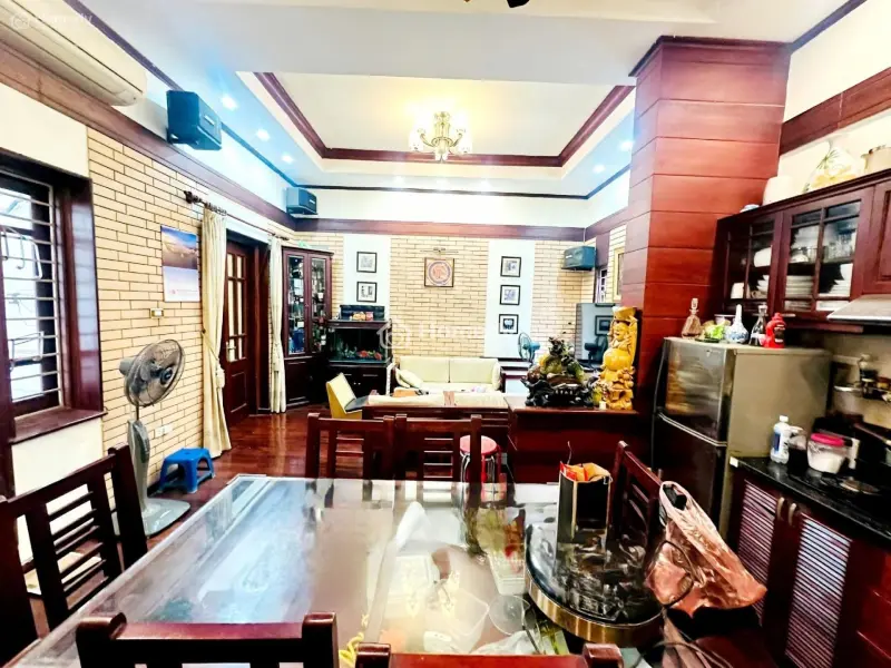 Nhà Đẹp Phố Nguyễn Trãi, Lô Góc, Ngõ Rộng, 100M Ra Mặt Phố. Dt 68M2, 4 Tầng, Mt 5.8M. Giá 10 Tỷ