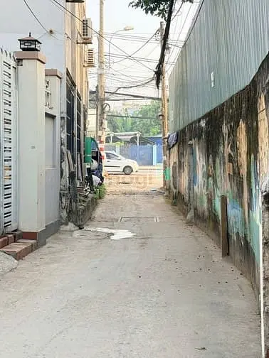 Bán Đất Thổ Cư Quận 2 Cách Nguyễn Thị Định 20M Đất Ngang ~6M