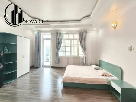 Chính Chủ Cho Thuê Mới Tinh Ban Công View Đẹp Có Thang Máy