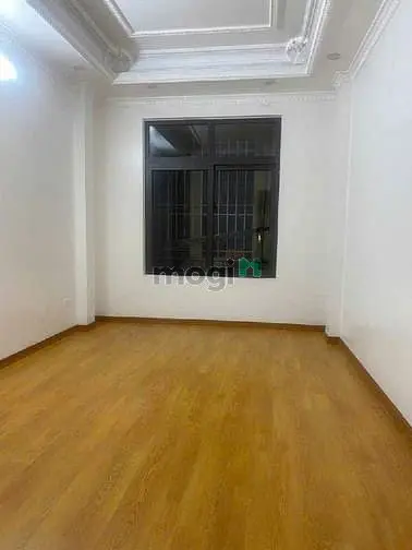 Bán Nhà 5 Tầng - Diện Tích 26.9M, Ngõ Vào 2M, Khu Vực Phúc Xá Ba Đình