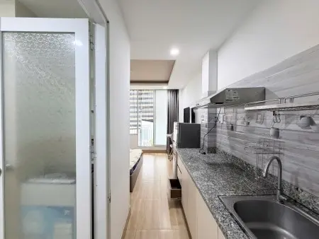 Cho Thuê Chdv Full Nội Thất Ban Công Lớn Nằm Ngay Trung Phú Nhuận Gần Sân Bay Thuận Tiện Qua Q1,3,…