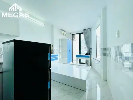Cho Thuê Studio Ban Công Đón Nắng , Giá Tốt , 30M2 - Đường Thành Thái , Gần Cầu Vượt Ba 3/2 Q10