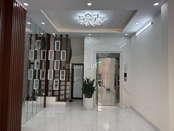 Nhà Đẹp Long Lanh Ngõ Nguyễn Chính, Hm Giá 9.6 Tỷ, 40M2X5T, Thang Máy,