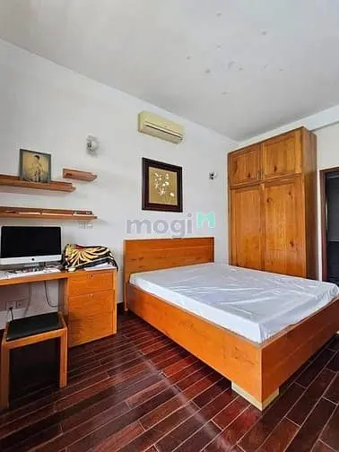 Cho Thuê Bt Thảo Điền, Q2, 1Trệt 2Lầu, Có Thang Máy (12X30M). 125Tr/Th