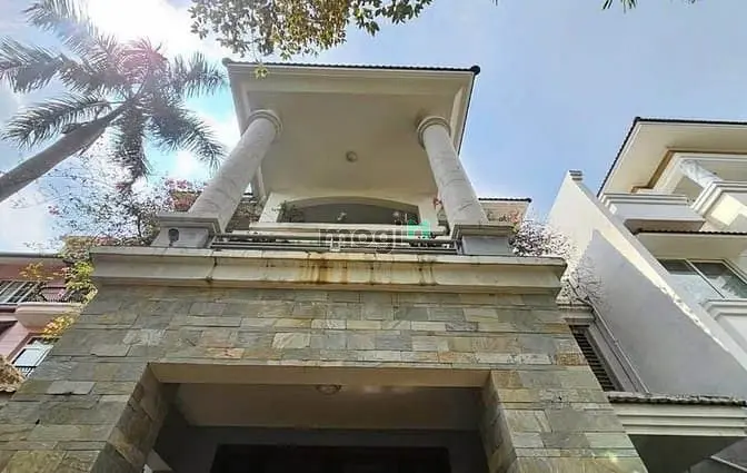 Cho Thuê Bt Thảo Điền, Q2, 1Trệt 2Lầu, Có Thang Máy (12X30M). 125Tr/Th