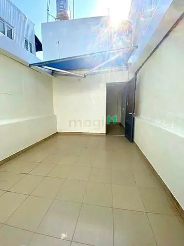 Nhà Đẹp Mới Quận 3 Sát Mặt Tiền Đường