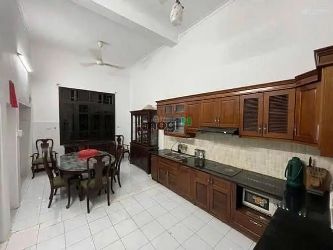 Cho Thuê Nhà Ngõ 131 Nguyễn Thị Định 58M X5T Thang Máy