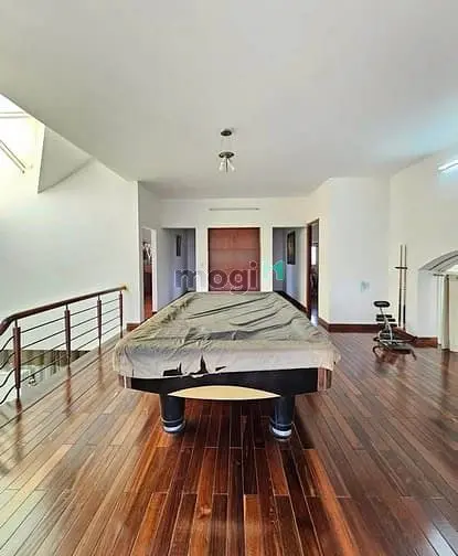 Cho Thuê Bt Thảo Điền, Q2, 1Trệt 2Lầu, Có Thang Máy (12X30M). 125Tr/Th