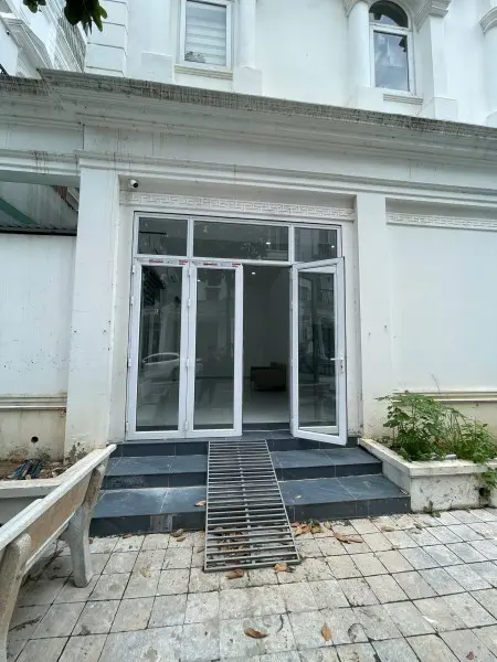 Phòng Mới, Full Nội Thất - Thang Máy - Pccc Đạt Chuẩn – Để Ô Tô Miễn Phí – Giá Chỉ Từ 5Tr