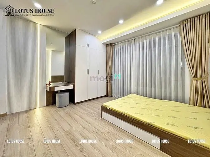 Cho Thuê Căn Hộ Có Ban Công - Ngay Đường 3 Tháng 2, Quận 10