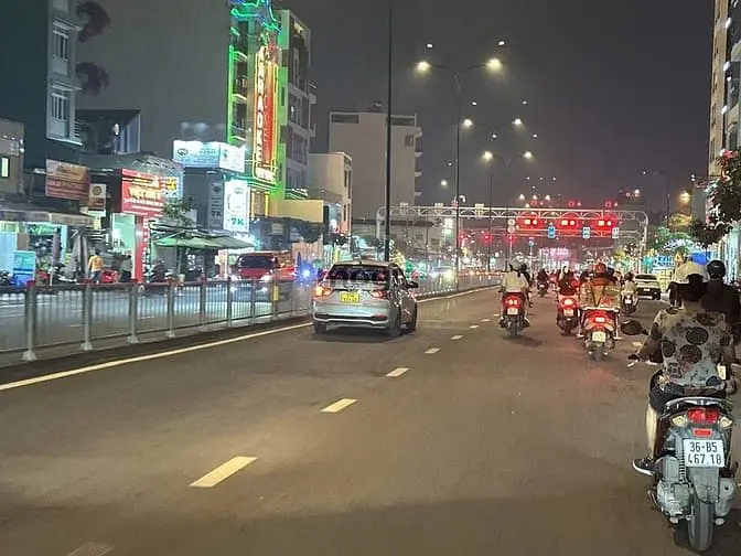 Bán Đất Km Nhà Ngang 6M Hẻm 364 Dương Quảng Hàm 132M2 Tiện Xây 13.5 Tỷ