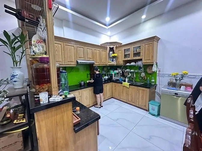 Nhà Siêu Thoáng -Đẹp - Ở Ngay.dt( 5X12M) 85.8M2- Xe 🚘 Đổ Cửa- Giá 8.8