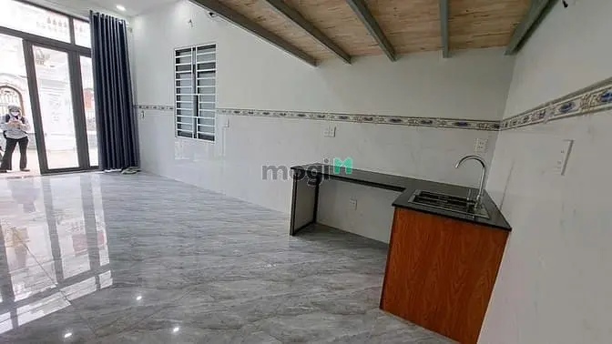 ⚘️💥Kiot Rộng Rãi Ngay Kí Túc Xá Khu B, Làng Đại Học. Có Máy Lạnh