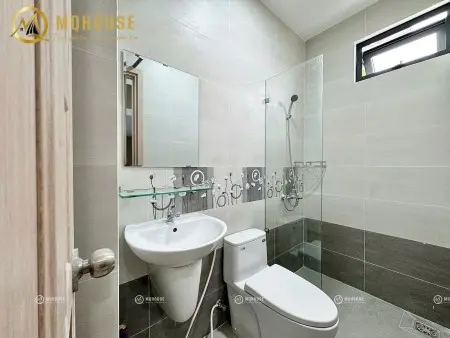 Cho Thuê Căn Hộ Dupplex 16P Ở Khu Vực Quận 11