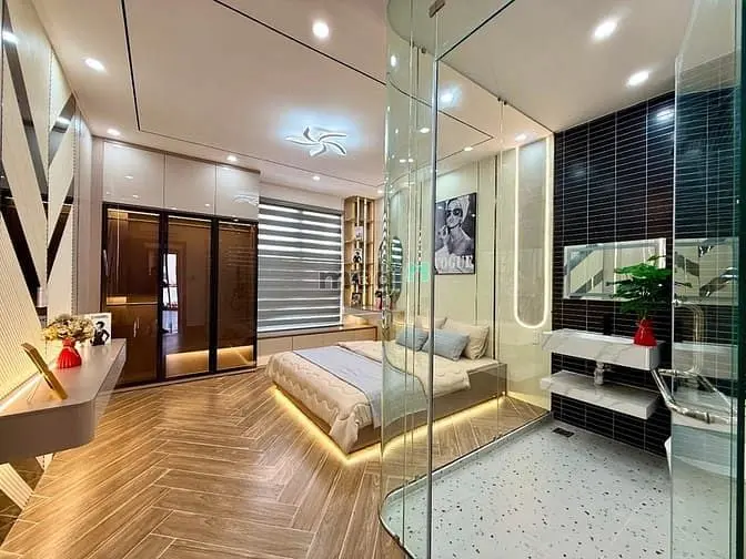 Nhà Sát Gò Vấp, Dt:4X17M, Lửng, 3Lầu, 4Pn, P.thờ, S.thượng, Gara Ô Tô